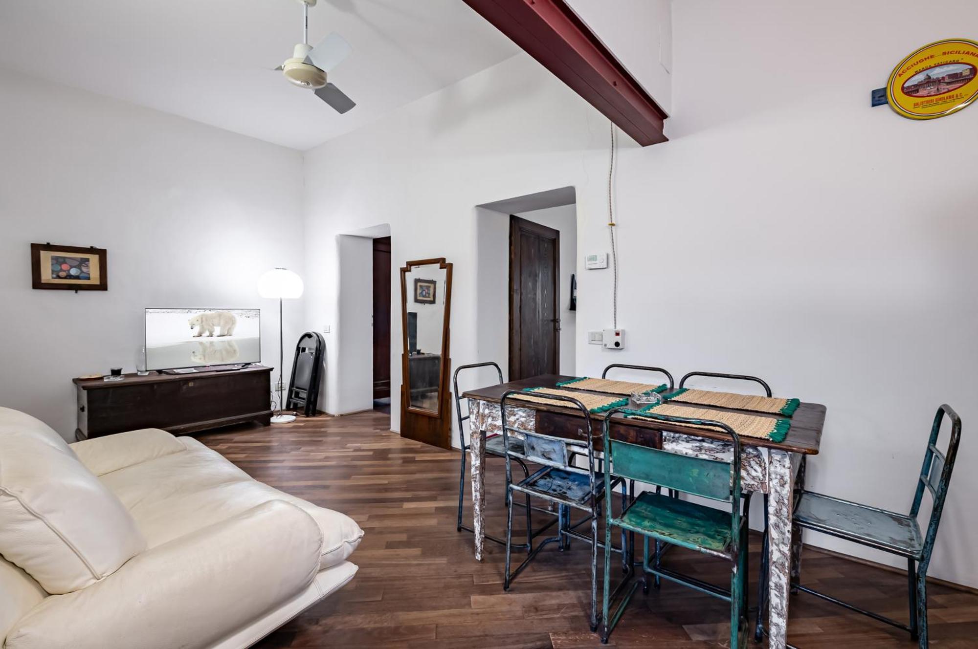 Beccaria & Sant'Ambrogio Lovely Apartment Firenze Esterno foto